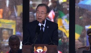 Afrique du Sud: Ban Ki-moon rend hommage à Nelson Mandela