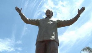 Une statue géante de Mandela invite l'Afrique du Sud à s'unir