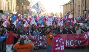 Manif pour tous: plusieurs milliers de manifestants à Versailles