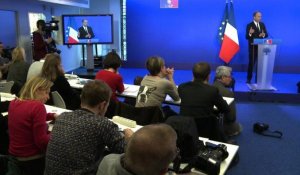 Copé: Hollande n'a pas les moyens d'un tournant social-libéral
