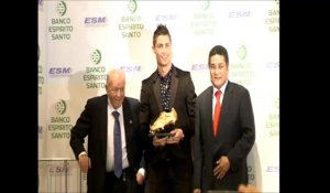 Ronaldo reçoit le soulier d'or