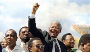 Déferlante d'hommages après le décès de Madiba