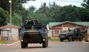 Accalmie dans les rues de Bangui, où patrouille l'armée française