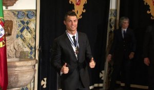 Portugal: Cristiano Ronaldo reçoit les honneurs