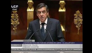 Fillon : "Prolonger l'action française en Libye"