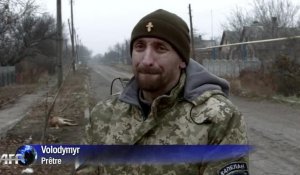 Ukraine: à Pisky près de Donetsk, les habitants se sentent abandonnés