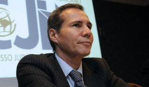 Kirchner ne croit plus au suicide du procureur Nisman et crie au complot