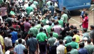 Bengladesh: huit islamistes condamnés à mort pour attentat à la bombe