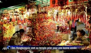 Hong Kong: le Nouvel An Lunaire célébré au plus grand temple de la ville