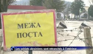 Ukraine: la base militaire de Perevalne en Crimée encerclée par les soldats russes
