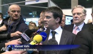Manuel Valls met en avant l'importance de la sécurité sur internet à Lille