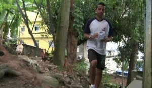 Facteur dans une favela, un vrai métier de détective