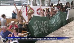 Greenpeace soutient ses militants, les Femen manifestent en leurs noms