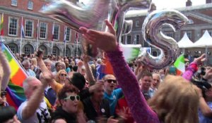 L'Irlande dit "oui" au mariage homosexuel après un référendum