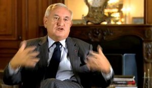 VIDEO. Jean-Pierre Raffarin : « A condition d'avoir son numéro de téléphone à portée de main jour et nuit, Nicolas Sarkozy est gérable »