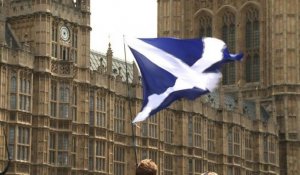 Ambiance de rentrée scolaire à Westminster