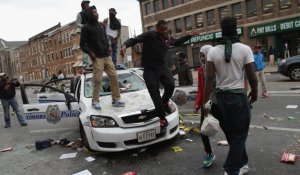 Émeutes à Baltimore : l'état d'urgence décrété pour ramener le calme