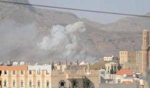Yémen: les frappes aériennes sur Sanaa continuaient vendredi