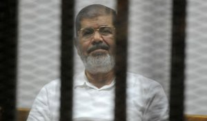 L'ex-président égyptien Mohamed Morsi condamné à 20 ans de prison