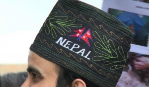 Paris: rassemblement en solidarité avec le Népal