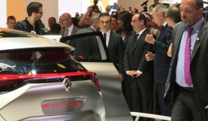 Visite de François Hollande au Salon de l'Auto
