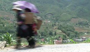 Trouver l'amour malgré les touristes dans les montagnes isolées