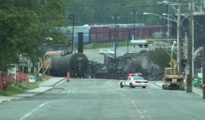 Accident de train au Canada: incendies maîtrisés