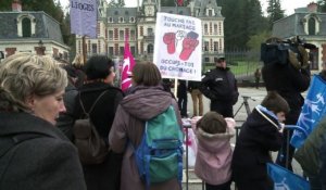 Tulle: Hollande accueilli par une manifestation anti-mariage gay