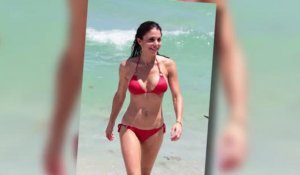Bethenny Frankel fait monter la température à Miami dans un bikini rouge
