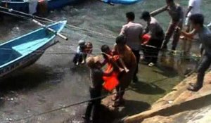 Indonésie: recherche de boat-people après le naufrage