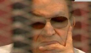 "Moubarak libre, Morsi en prison, El-Baradei à Vienne, retour à 2010"
