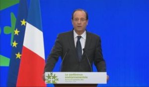 Hollande fixe le cap écologique du quinquennat