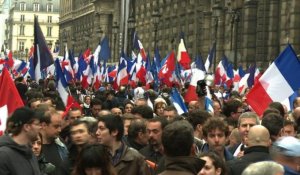 Des milliers de militants du Front National défilent à Paris