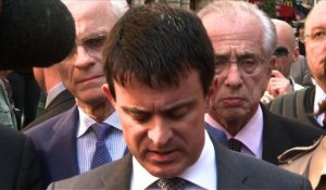 Militant frappé: Valls pointe "un groupe d'extrême droite"