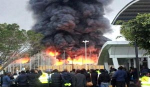 L'aéroport de Nairobi en proie à un impressionnant incendie
