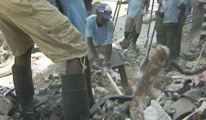 En Haïti, des "hommes en bleu" pour reconstruire