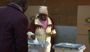 Le Zimbabwe vote sur fond de soupçons de fraude