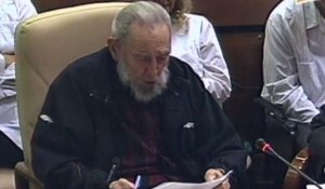 Cuba: Fidel Castro approuve les changements au sommet