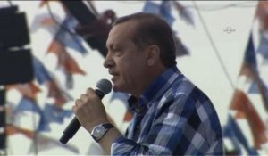 Erdogan défend son coup de force contre les manifestants