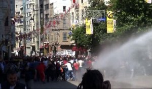 Istanbul: gaz lacrymogènes contre les manifestants