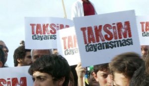Istanbul: les manifestants refusent d'évacuer le parc Gezi