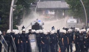 Tirs de grenades lacrymogènes contre des manifestants à Ankara