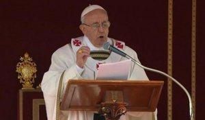 Vatican: le pape François inaugure son arrivée à la tête de l'Eglise
