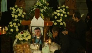 Roumanie: enterrement d'un des deux otages décédé