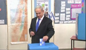 Le Premier ministre de droite Benjamin Netanyahu vote