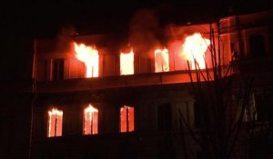 Emeutes en Bosnie, la présidence incendiée à Sarajevo