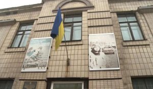 Ukraine: à Kiev, les volontaires pressés d'être enrolés