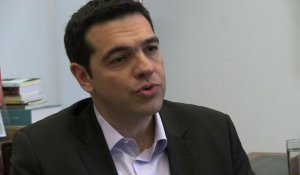 Le parlement grec, un terrain de "chantage", dit Tsipras