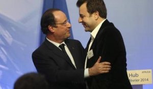 Le "hug" de François Hollande - ZAPPING ACTU DU 13/02/2014