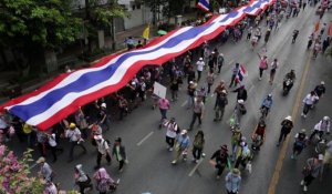 Thaïlande: "bataille finale" contre un gouvernement affaibli